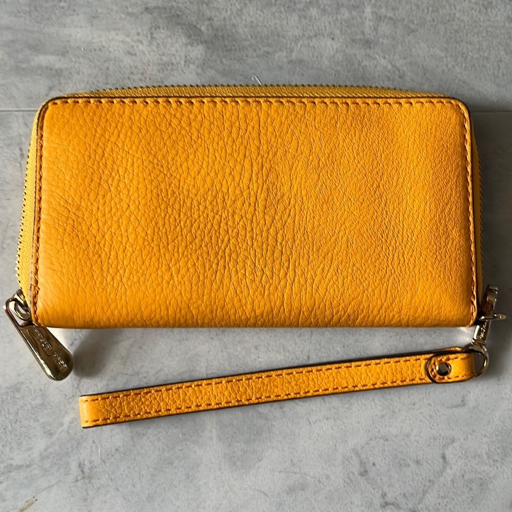 Michael Kors Satchel, Crossbody bag & wallet leather Vibrant goldenrod color - Picture 16 of 16